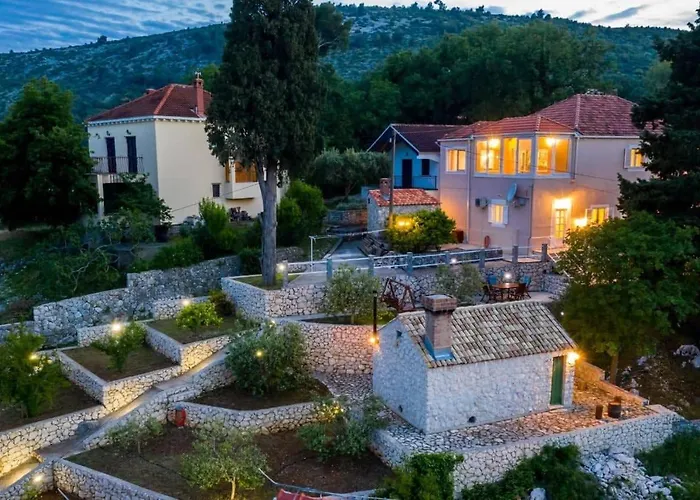 Apartments Luksic